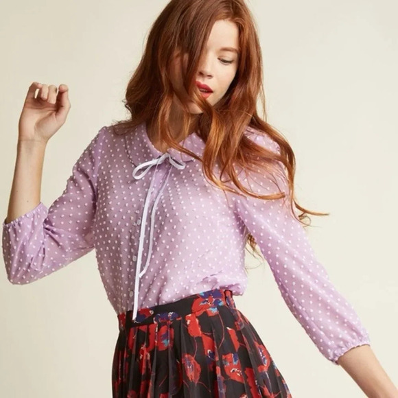 MODCLOTH NWOT Sheer Swiss Dot‎ Peter Pan Collared Blouse in Lavender - Picture 1 of 9